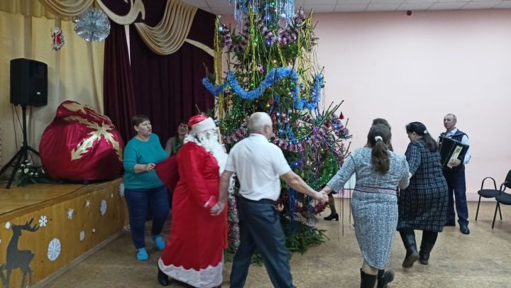 В Кильдееве широко отметили Рождество Христово