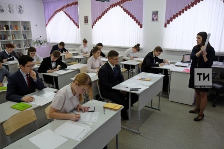 Минпросвещения планирует увеличить количество часов на изучение истории в школах