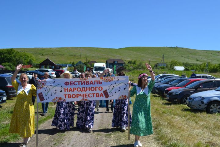 В Верхнеуслонском районе прошёл IV республиканский фестиваль гармонистов «Играй гармонь в Соболевском».