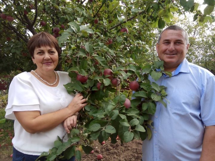 Семья Гизатуллиных из Верхнеуслонского района прошла в полуфинал конкурса «Нечкэбил 2024»