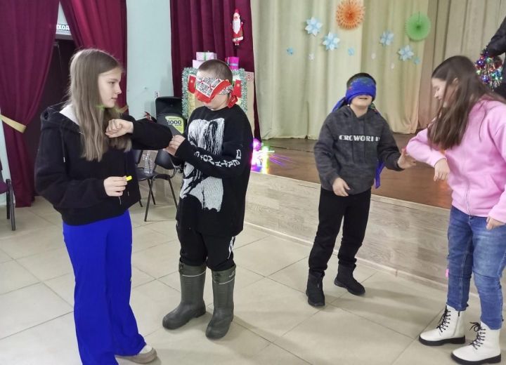 Октябрьский бистәсендә әдәплелек дәресе үтте