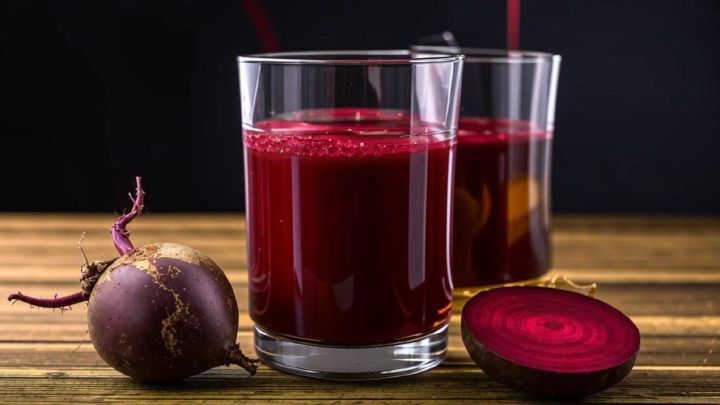 Свекольный сок: 6 полезных свойств для организма