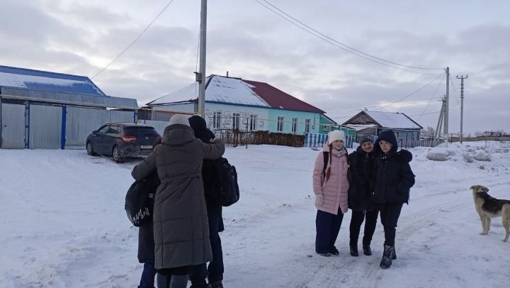 В Кильдееве культработники подарили сельчанам чуточку тепла