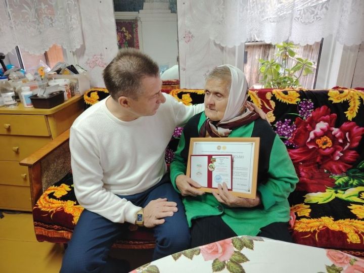 Ветеранов сельского хозяйства Верхнеуслонского района поздравили с юбилеями