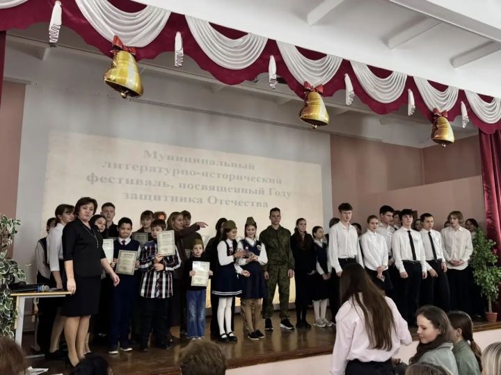 Фестиваль «От меча до пера» прошёл в Кураловской школе