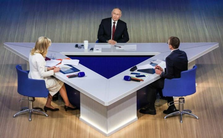 Путин рассказал о поддержке языков и культуры народов России