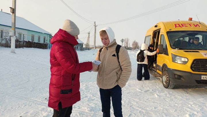 В Кильдееве подросткам напомнили о работе детского телефона доверия