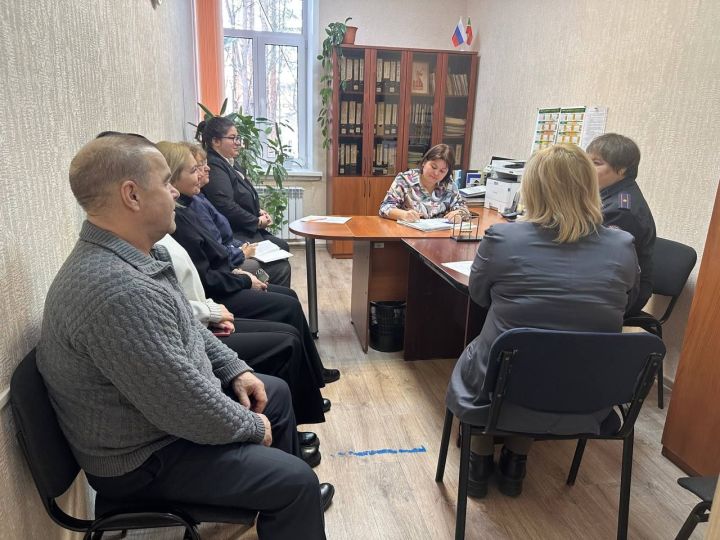 В Верхнеуслонском районе снизилось число семей в опасном положении