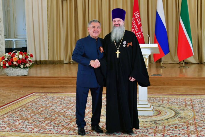 Клирик храма с.Ключищи награжден медалью «За доблестный труд»