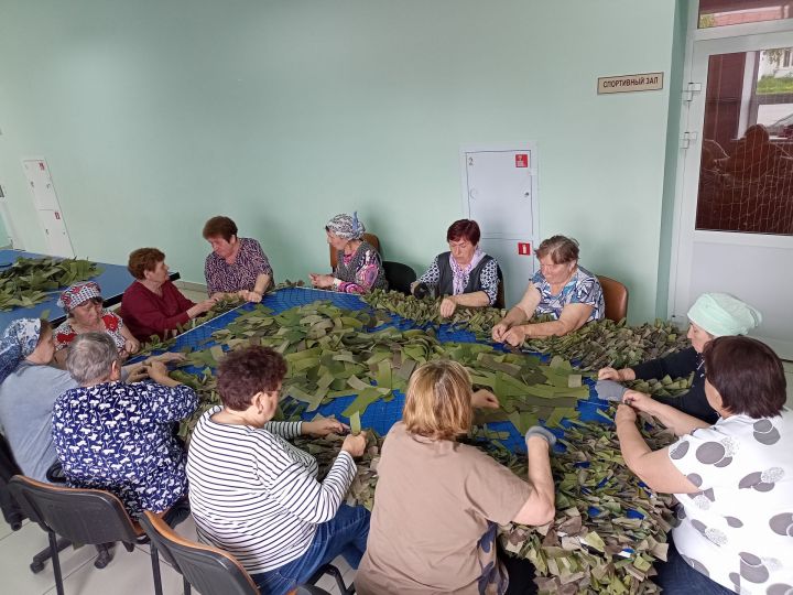 Жители села Русское Макулово вносят вклад в защиту бойцов на передовой