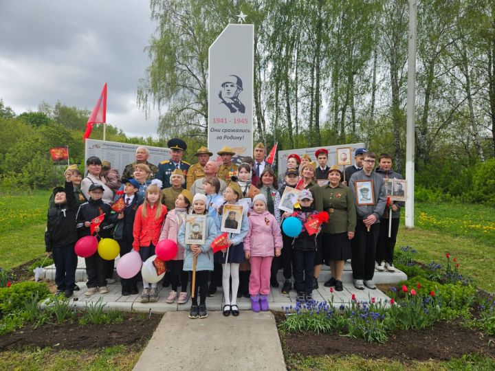 В Канаше бойцу СВО вручили орден Мужества посмертно