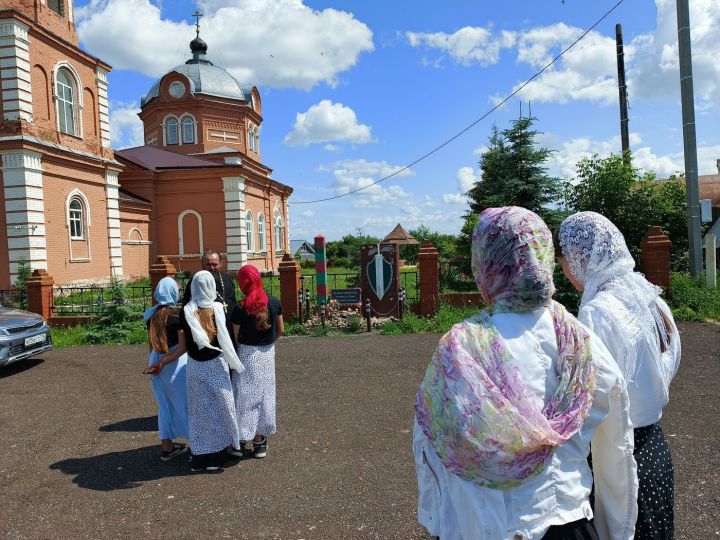 В Коргузе прошла познавательная экскурсия по достопримечательностям села
