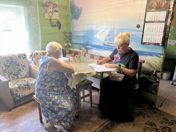 В Верхнеуслонском районе продолжаются подомовые обходы пожилых граждан