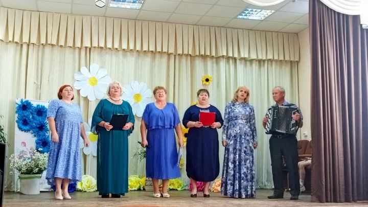 Семья как главная ценность: праздник в Макуловском ДК