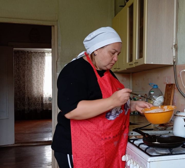 День национальных блюд прошел в Верхнеуслонском центре соцобслуживания