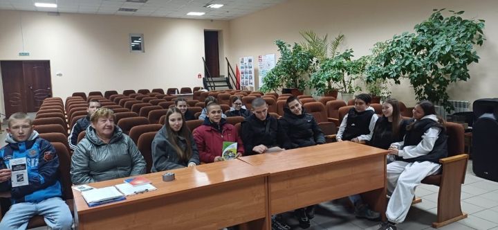 Правовой час о выборах прошел в Макуловском сельском ДК