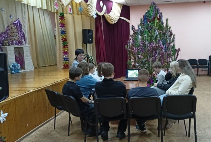 Экологический час о заповедниках России прошел для молодежи в Кильдеево