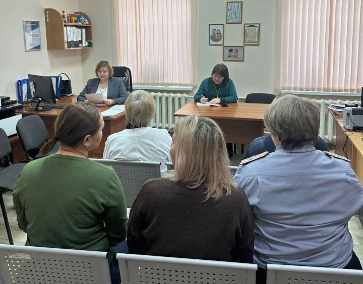 В Верхнеуслонском районе обсудили меры поддержки для семей с детьми