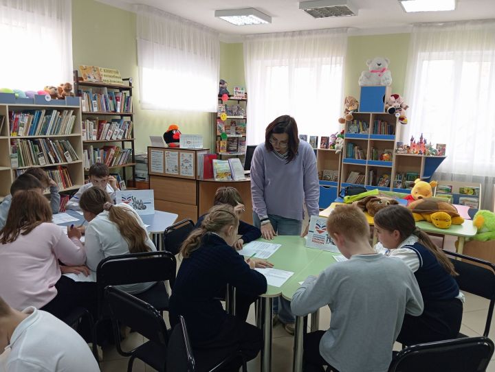 Верхнеуслонские школьники приняли участие в олимпиаде о дружбе народов