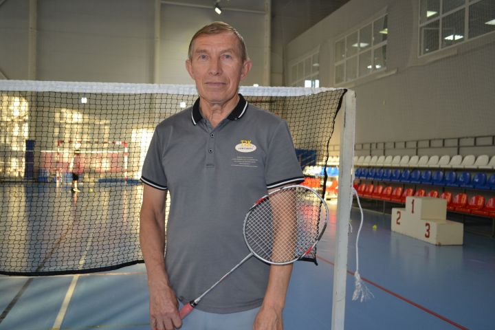 71-летний тренер из Верхнего Услона продолжает тренировать детей