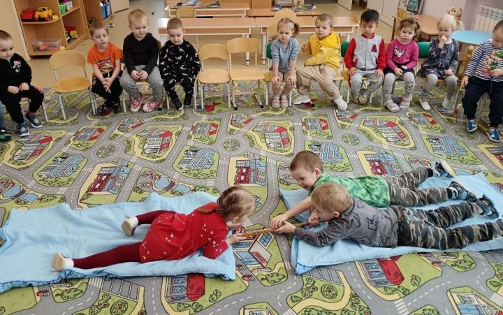 Малыши из детсада «Березка» учились спасать утопающих