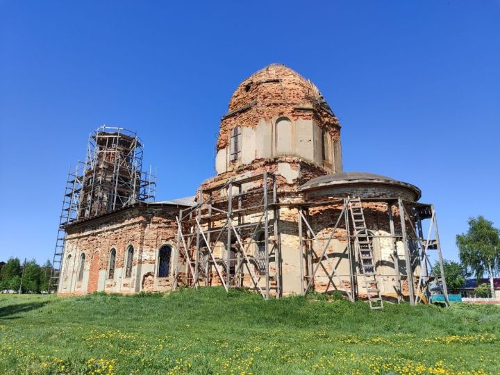Ремонт купола в Кильдеевском храме: помогло движение «Куда ведут ручьи»