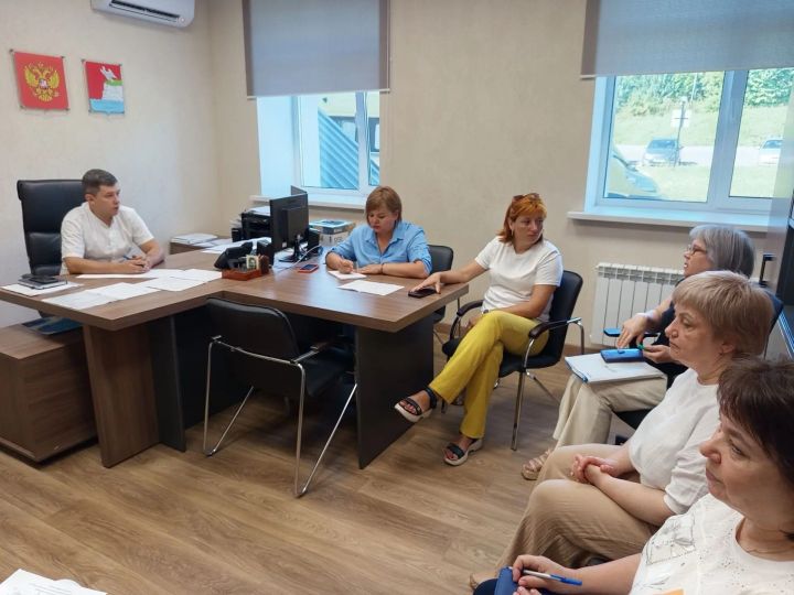 В Верхнеуслонском районе сняли с учёта две семьи с четырьмя детьми