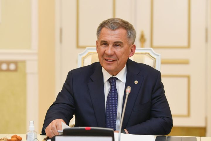 Минниханов изменил состав рабочей группы по проектам ПФО в Татарстане