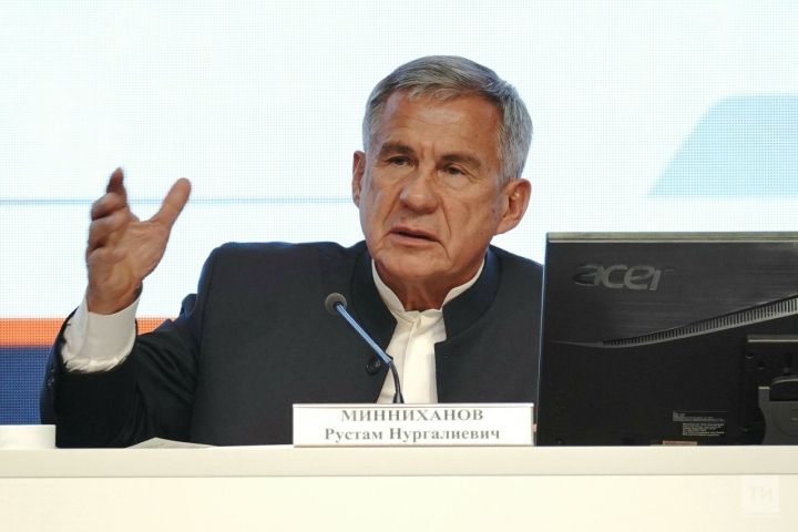 Минниханов потребовал эвакуировать людей при воздушной тревоге